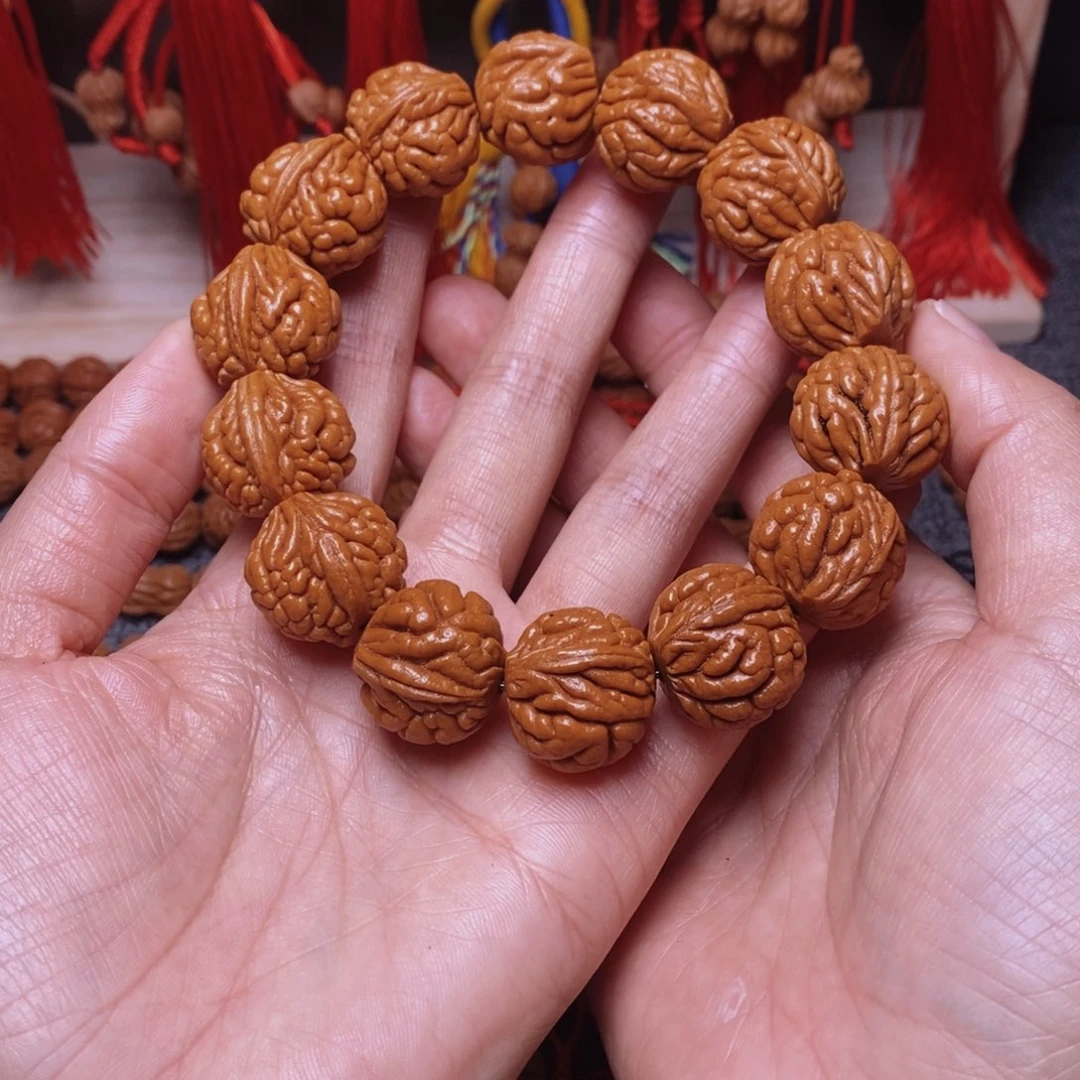 吊坠桃核桃枭手串