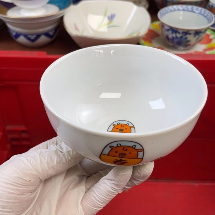 他家瓷器真美…开播了