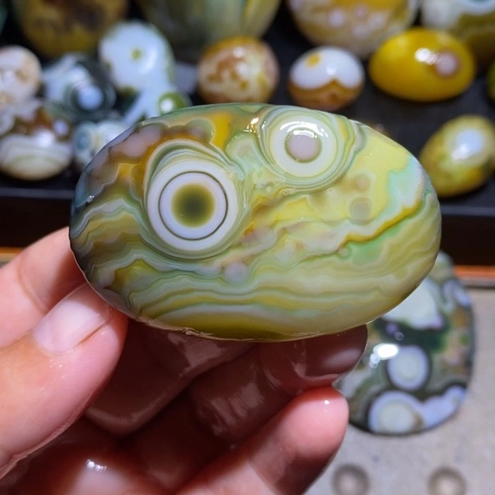 未镶嵌玛瑙/玉髓珠宝半成品61