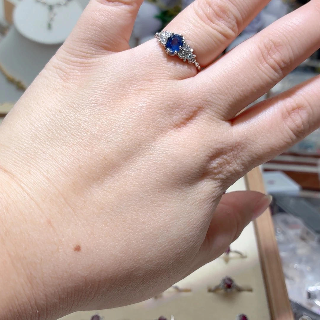 蓝宝石戒指银S925镶嵌