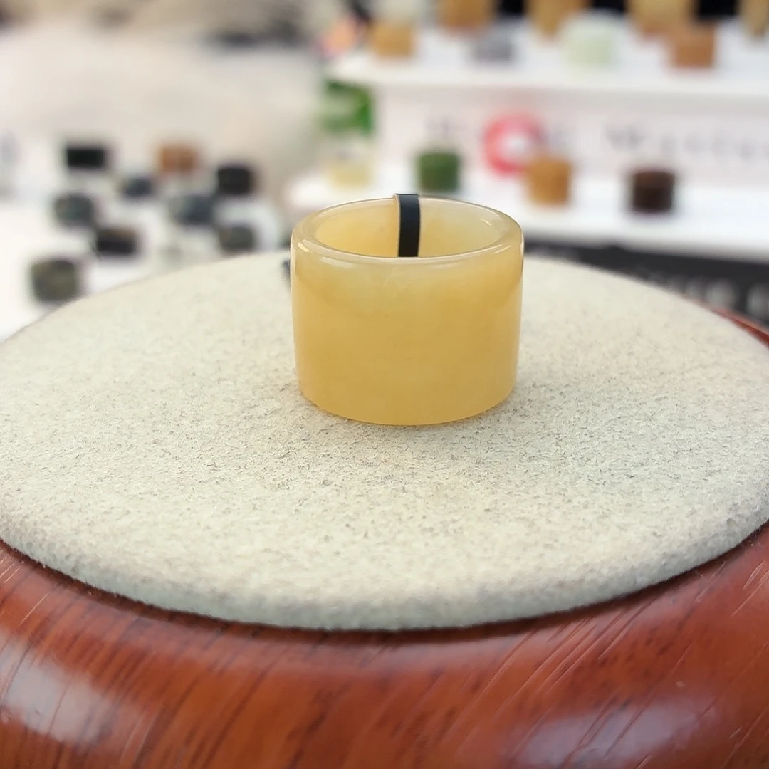 和田玉未镶嵌戒指i60黄糖圆切15.2mm