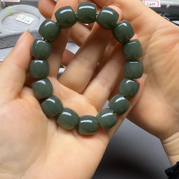 和田玉（糖玉）未镶嵌手链
