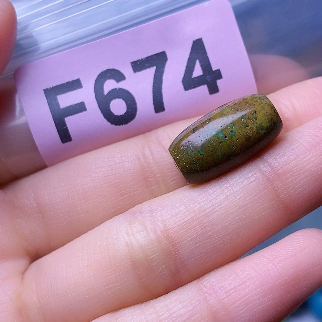 十堰原生态绿石头特色手工配饰