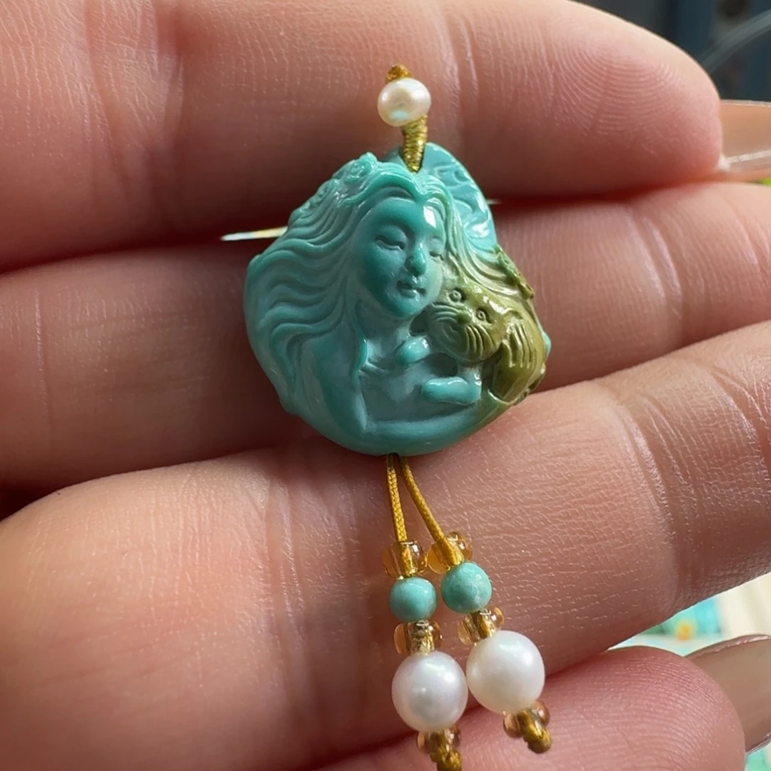 绿松石未镶嵌颈饰