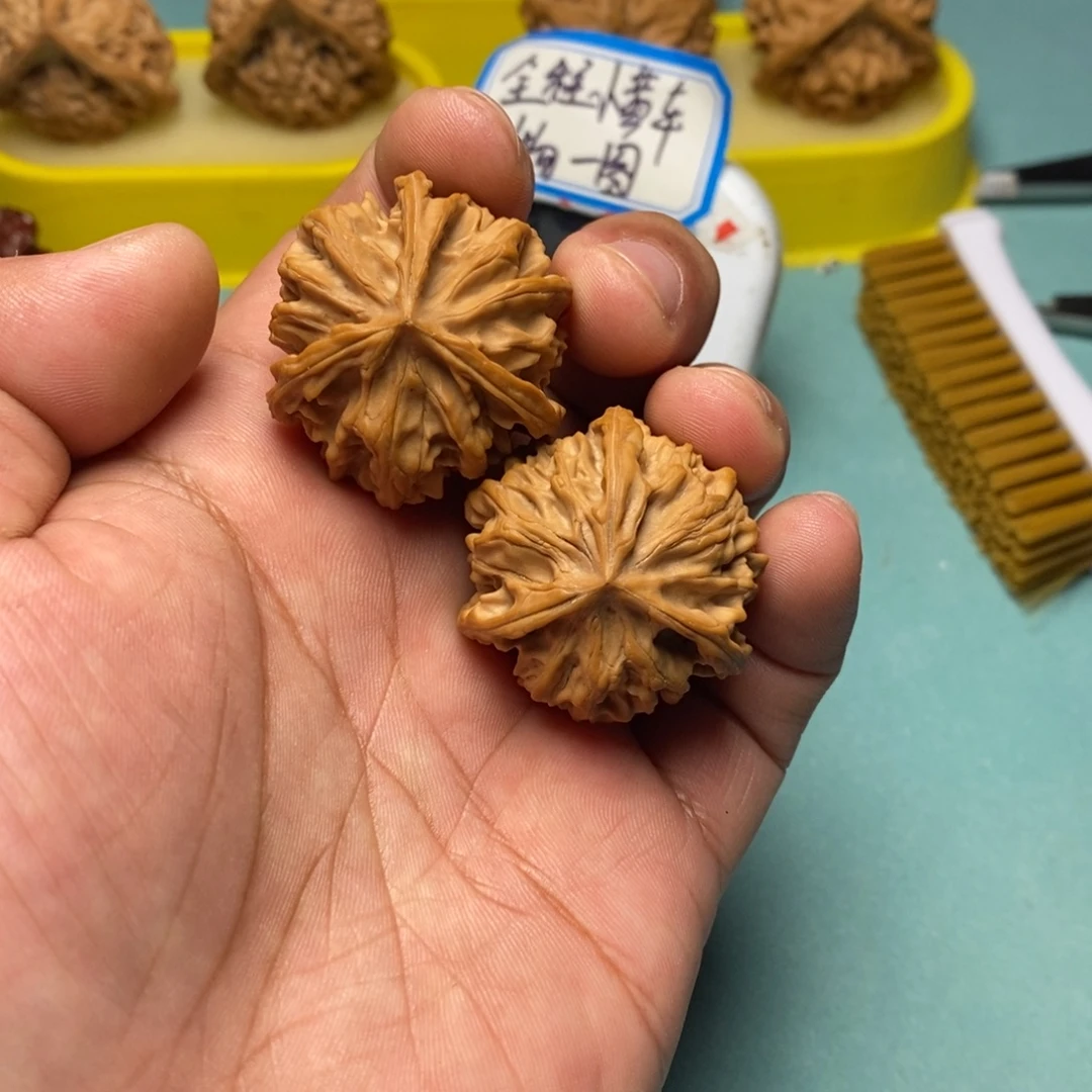 任***文玩核桃吊坠文玩核桃