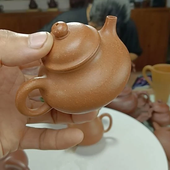紫砂茶壶工作啊我