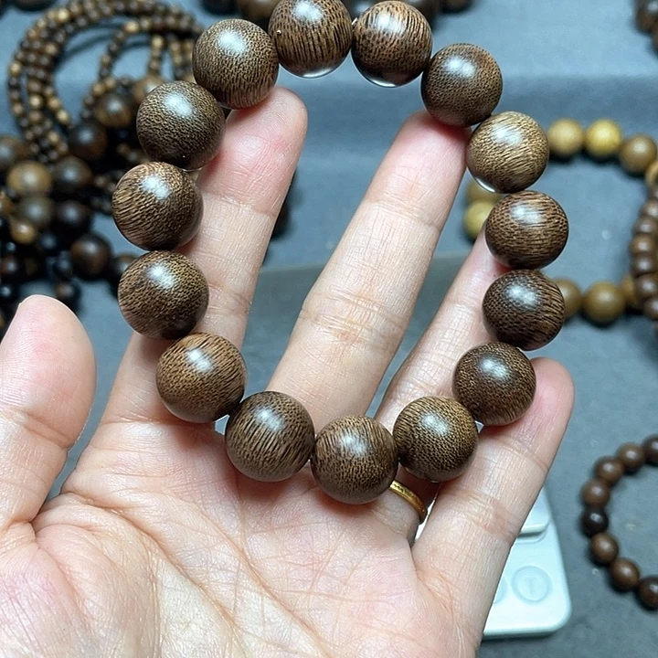 沉香手串芽庄白棋1.5