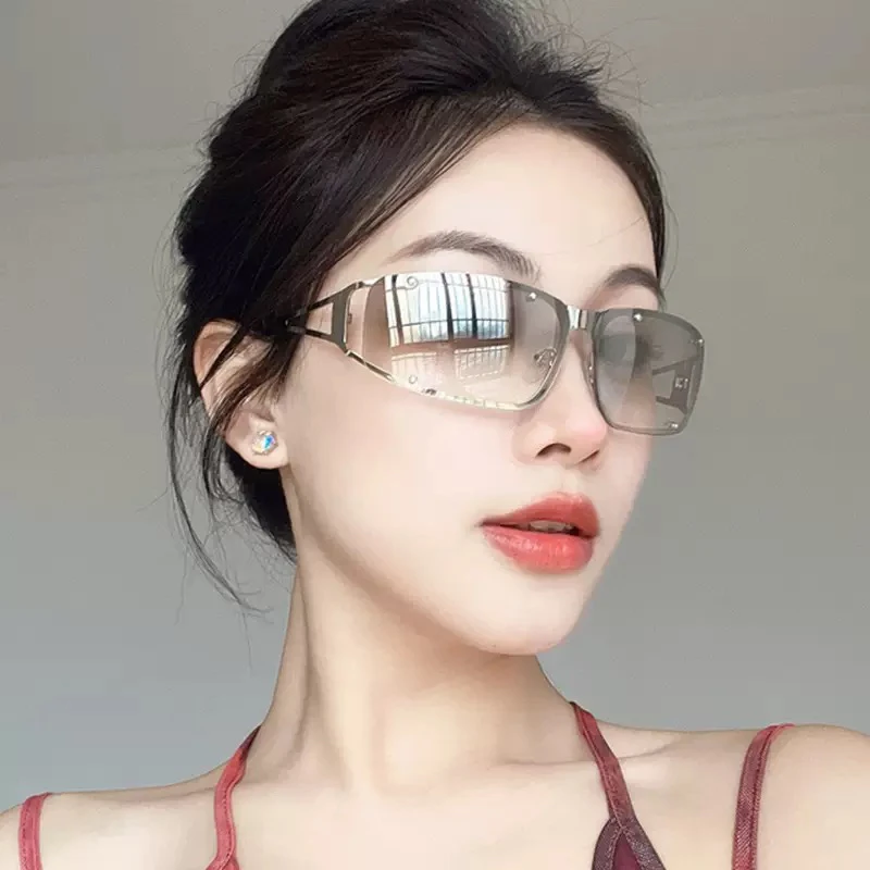 Subinur 科技感防光墨镜 03