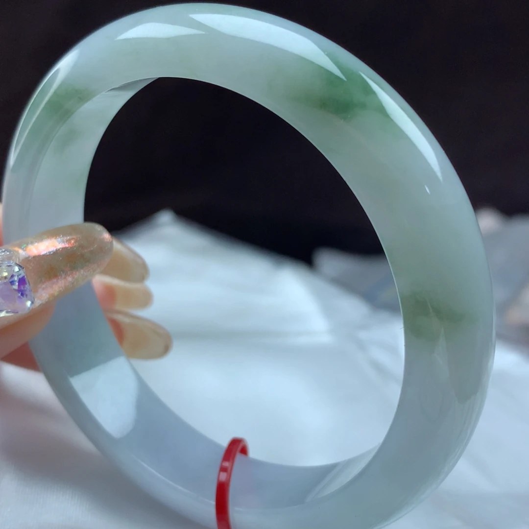 翡翠手镯未镶嵌431301，