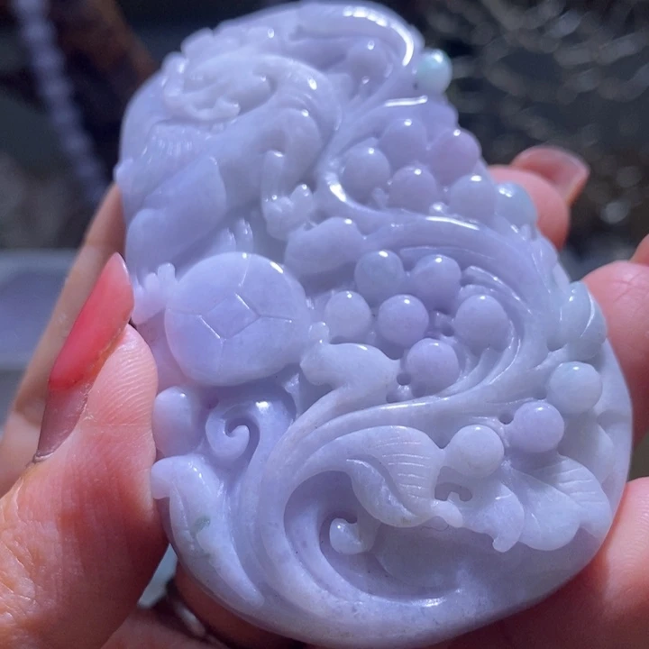 【闪购商品】翡翠未镶嵌颈饰喜上眉梢