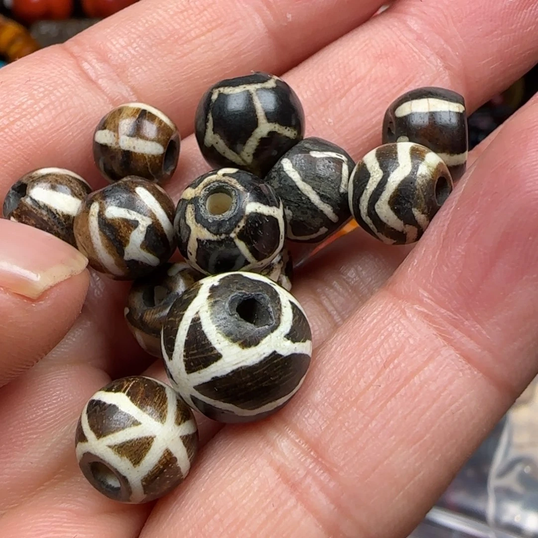 凤眼菩提吊坠琉璃石