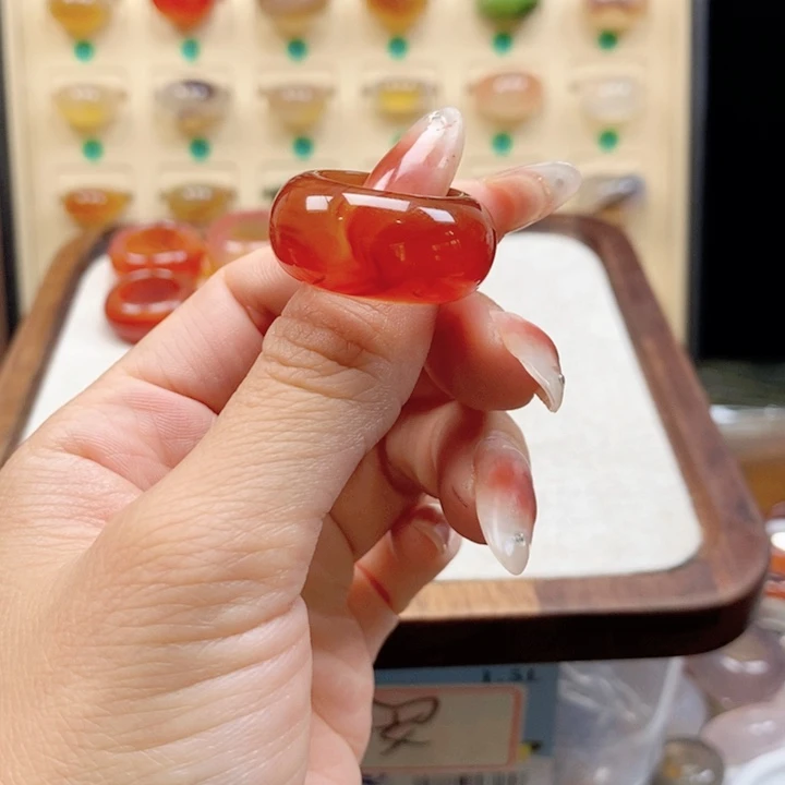 合金戒指玛瑙/玉髓往***啊