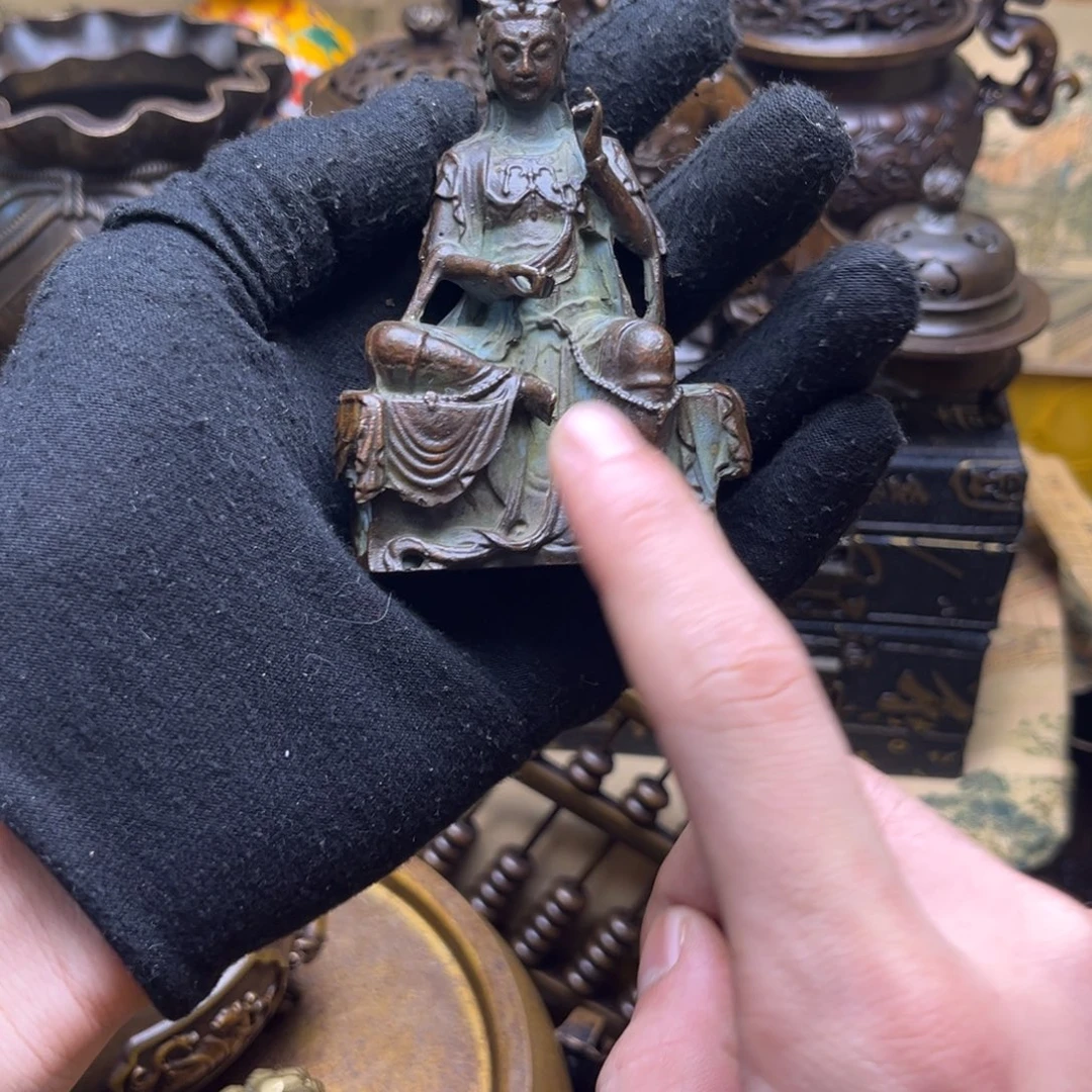 精美铜器批发档口