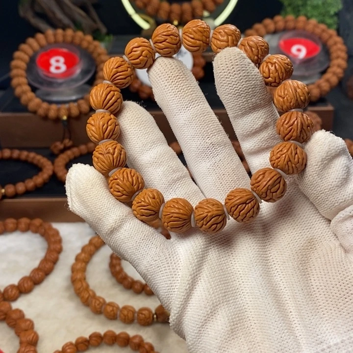 桃核吊坠秦岭龙纹