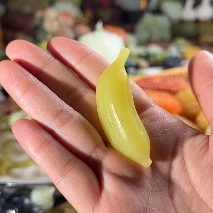 寿***寿蛇纹石玉未镶嵌珠宝奇石