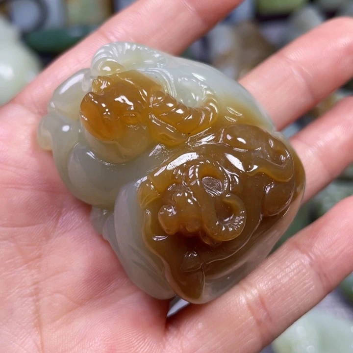 未镶嵌和田玉挂件