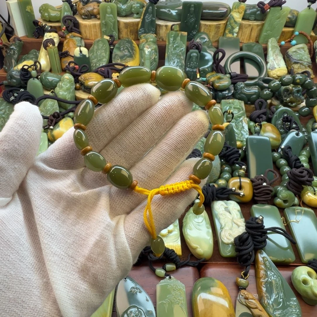 岫岩老玉（透闪石质玉）未镶嵌手链