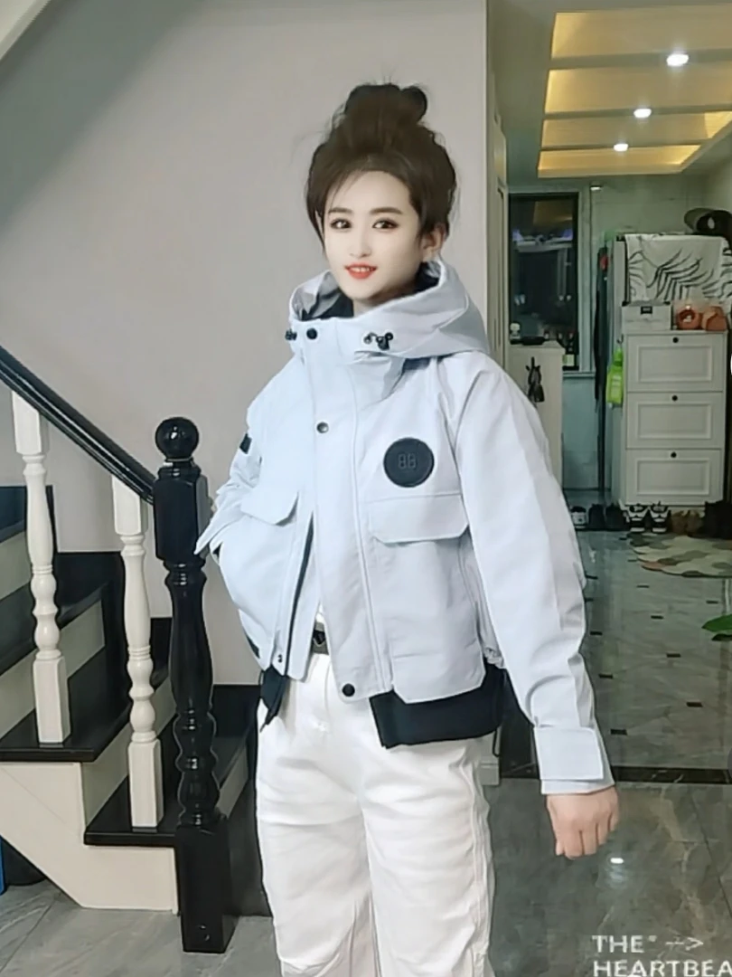 涵范＋【0293】减龄薄外套连帽短外套户外宽松休闲百搭短款女款