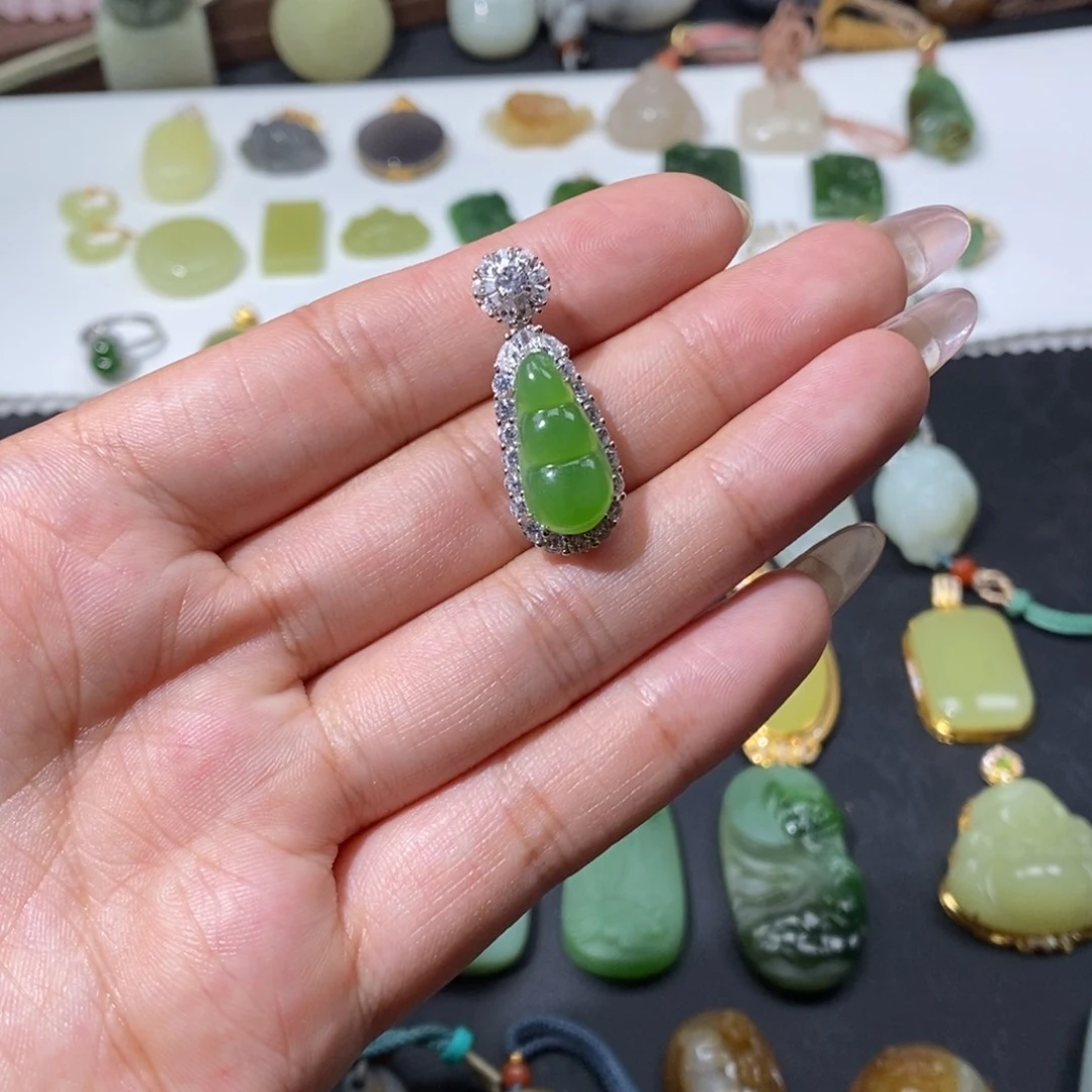 和田玉银S925镶嵌颈饰