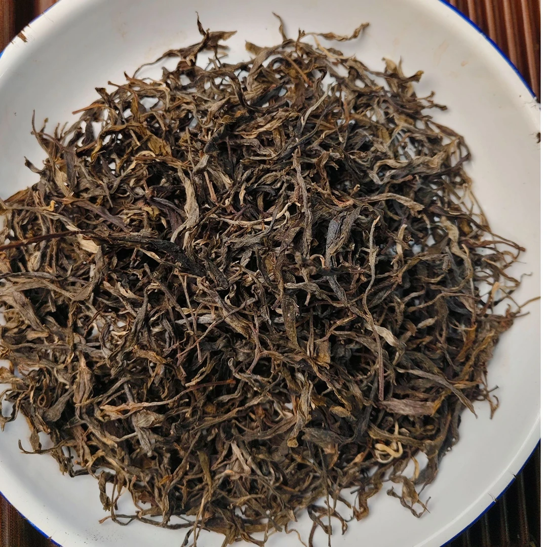 【1555号】2023年小户赛大树古树 春 生茶 散茶 100克  5-8