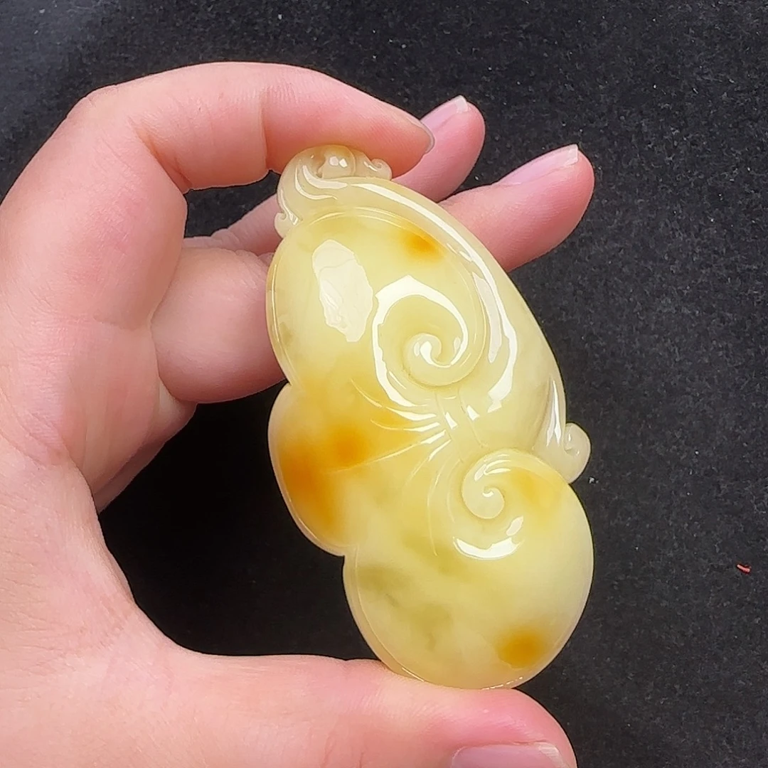 蜜蜡未镶嵌珠宝奇石