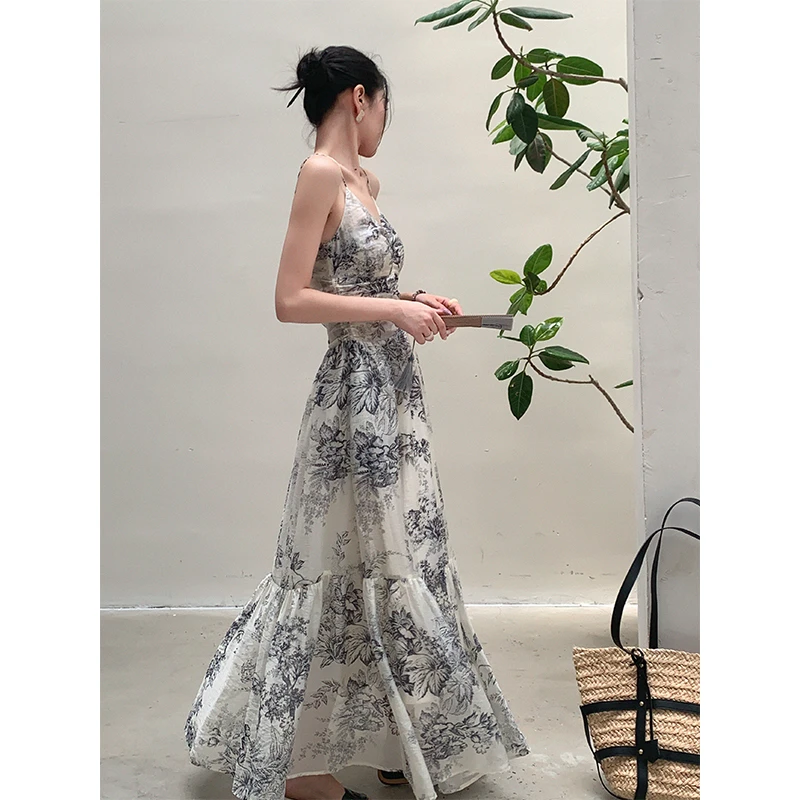 JWUNIQUE无袖吊带连衣裙女2025夏季新款设计感水墨画收腰显瘦长裙