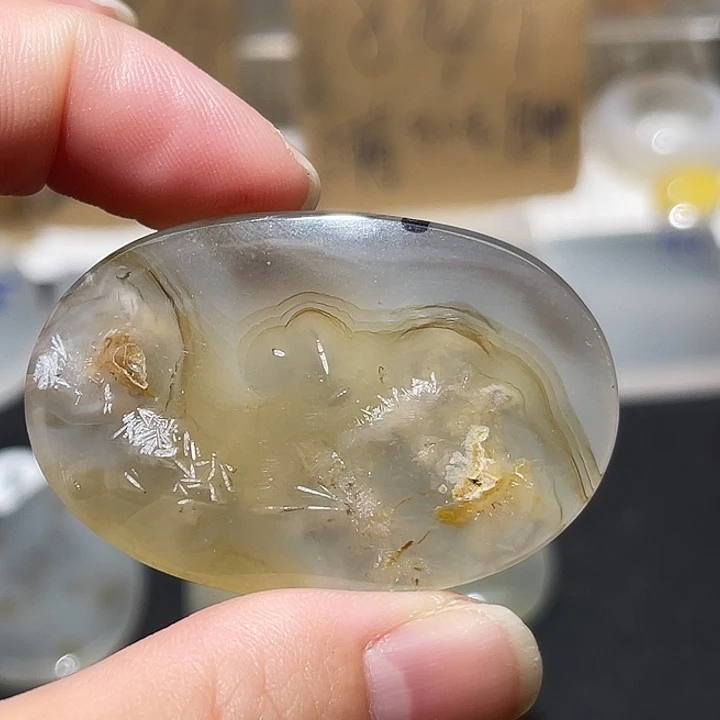 玛瑙/玉髓颈饰未镶嵌