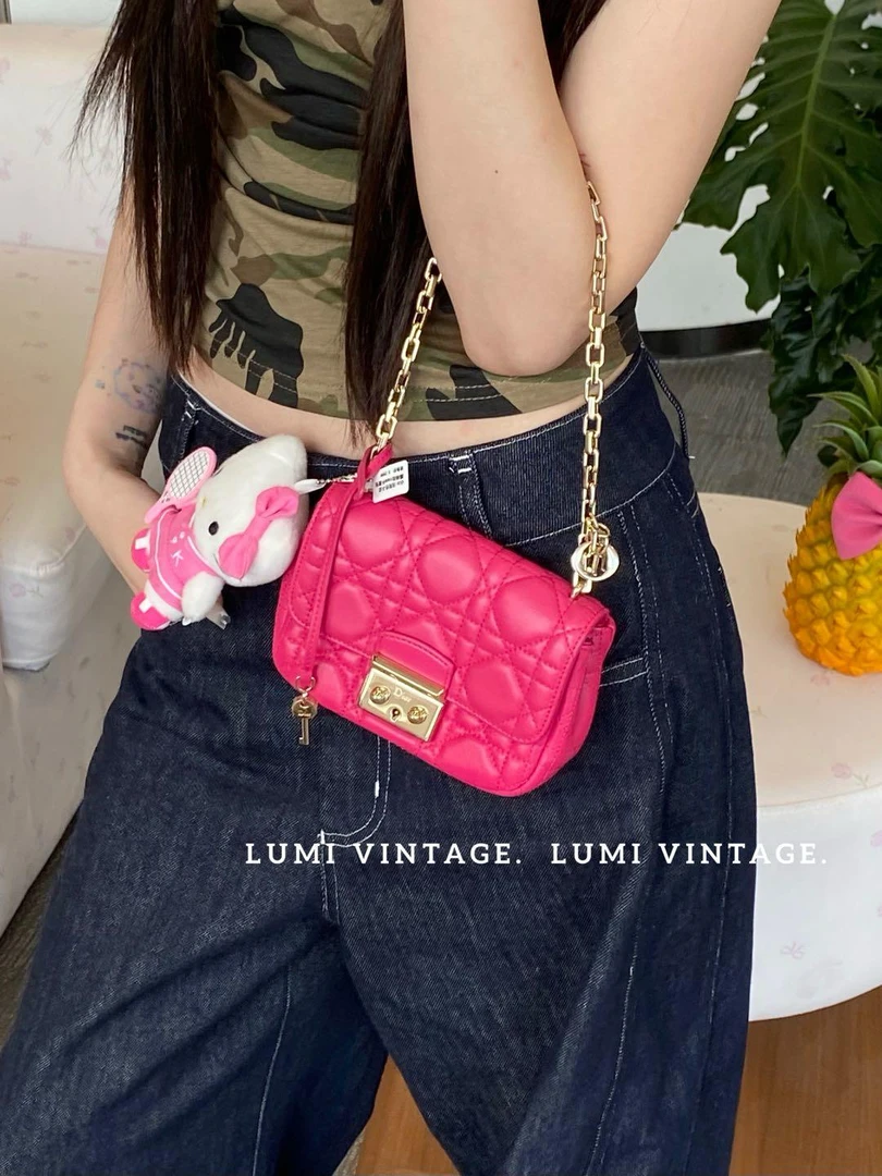 95新 DIOR/迪奥 玫粉色羊皮藤格纹mini单肩包72804912