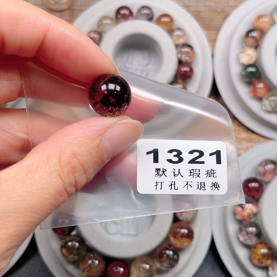 我***K水晶吊坠(不含链)未镶嵌