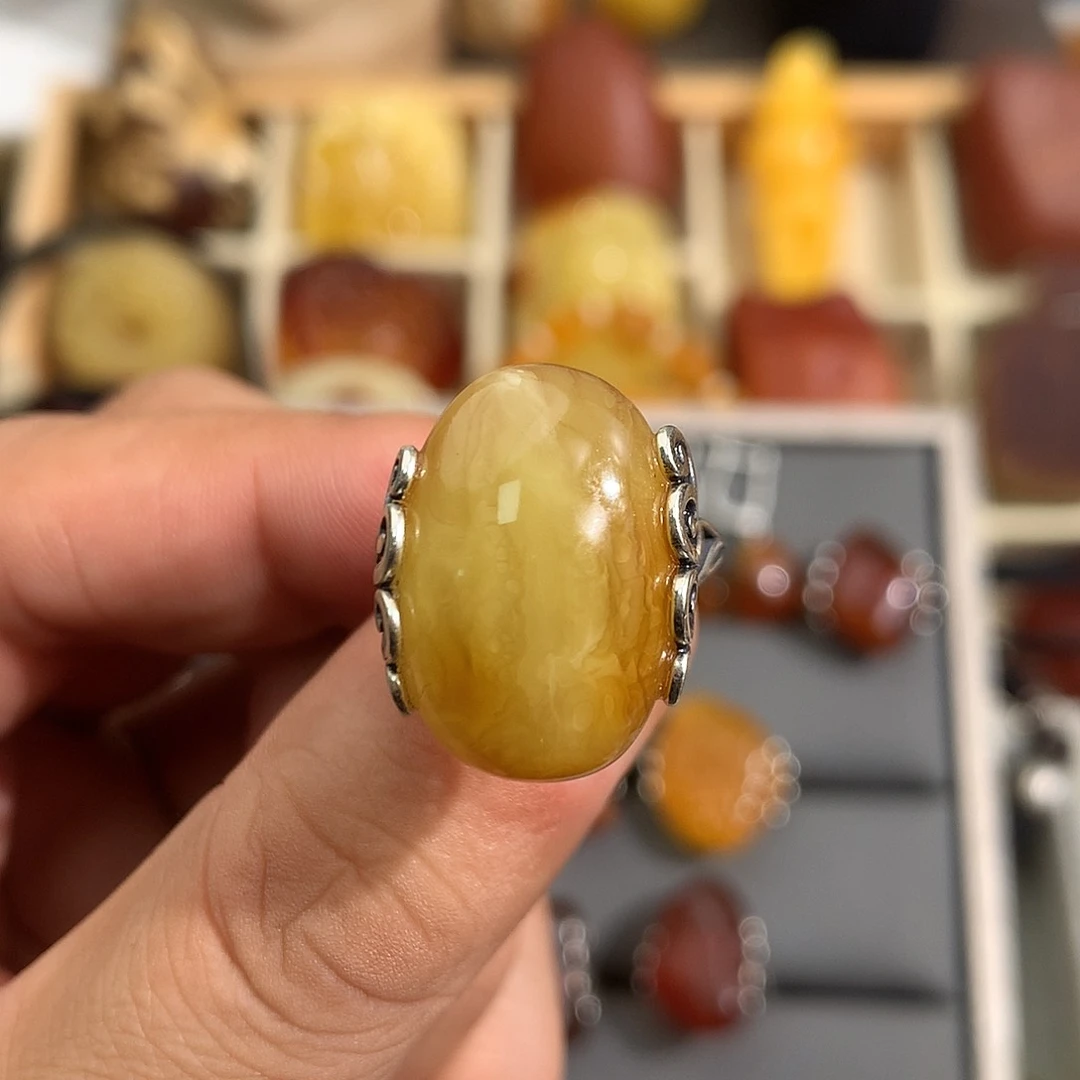 蜜蜡裸石未镶嵌你