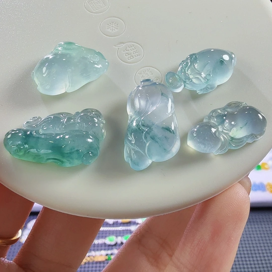 翡翠未镶嵌颈饰萌宠特色任一发其一不同价