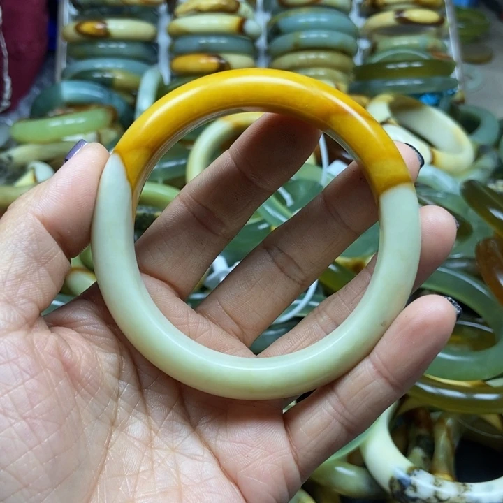 最***情未镶嵌蛇纹石玉手镯