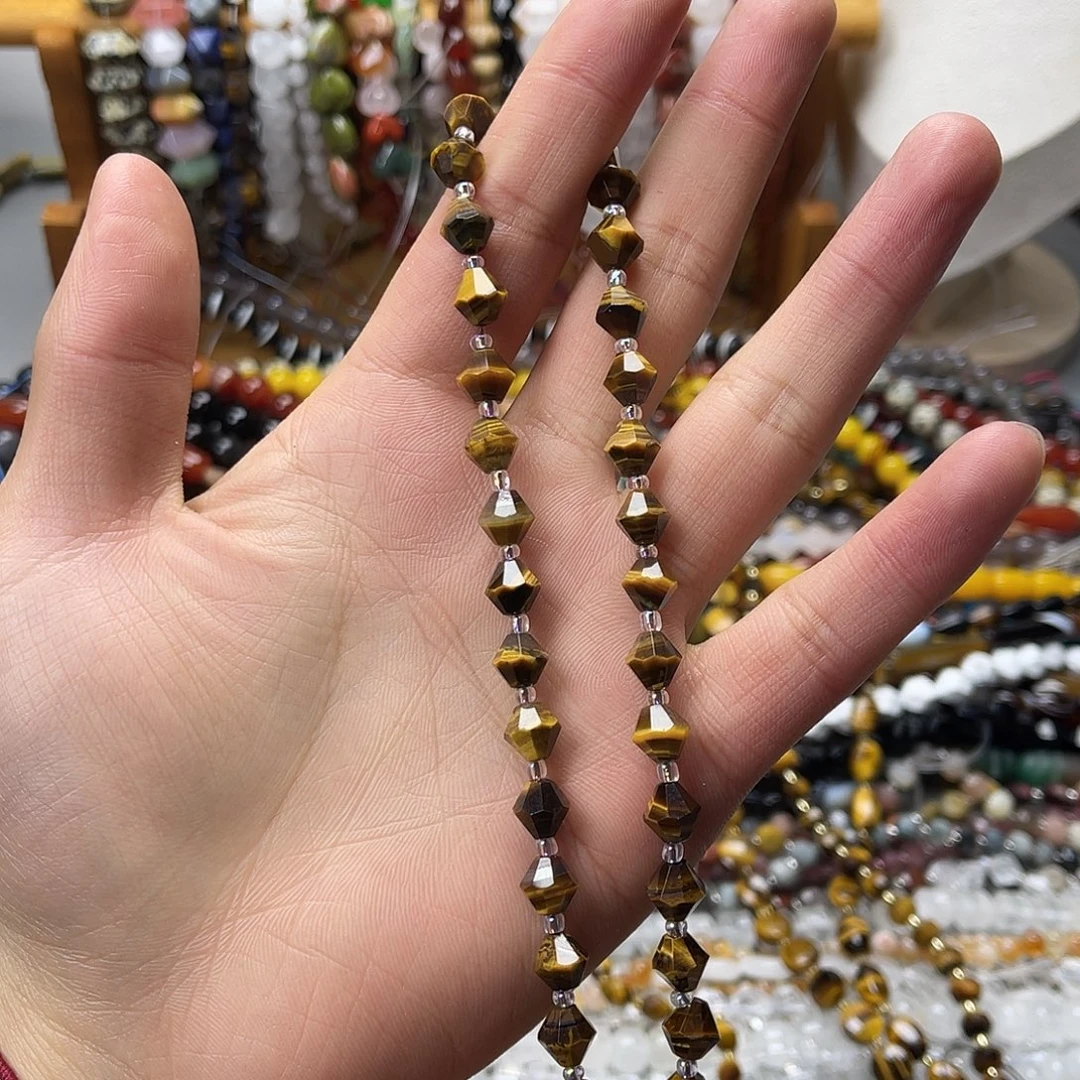 玛瑙/玉髓未镶嵌珠宝半成品卡8黄虎飞碟一条