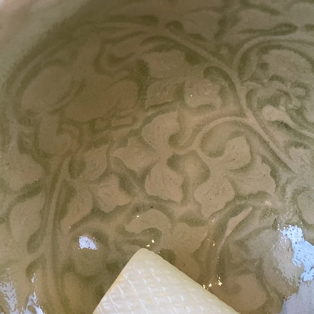 恒*红头勒子白色的小