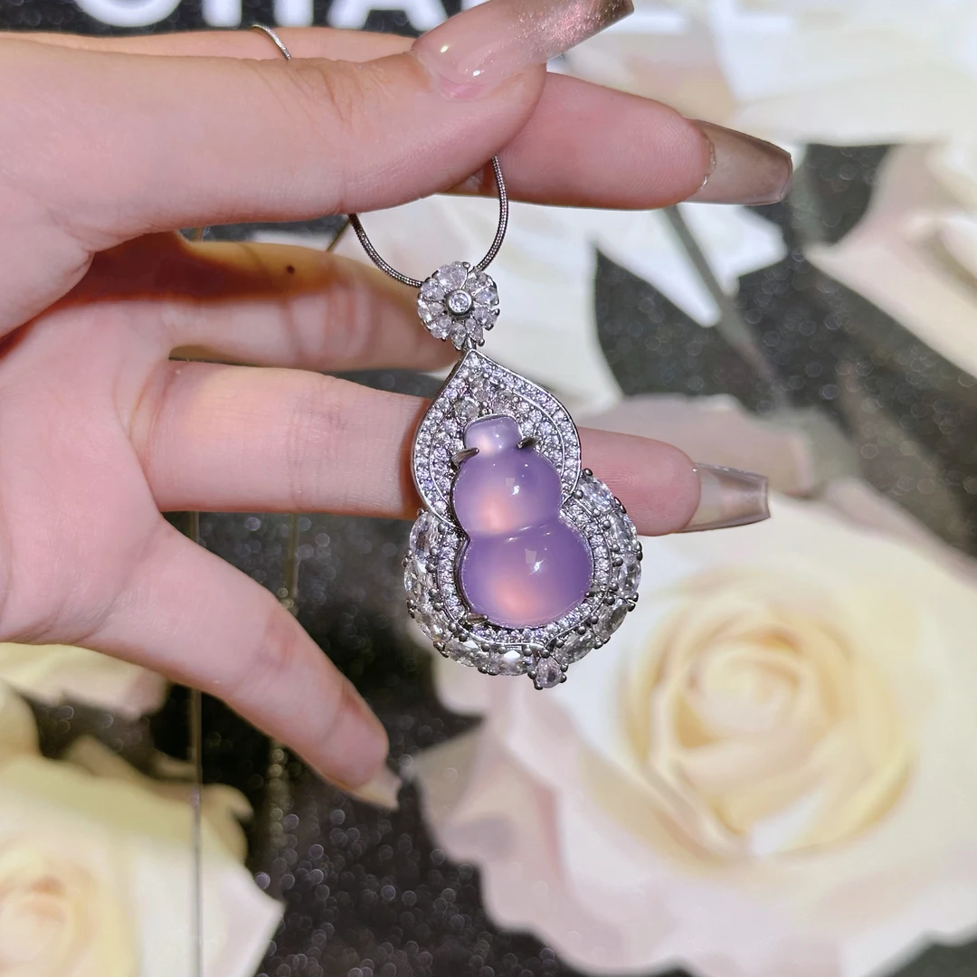 时尚豪镶紫罗兰葫芦玉髓项链