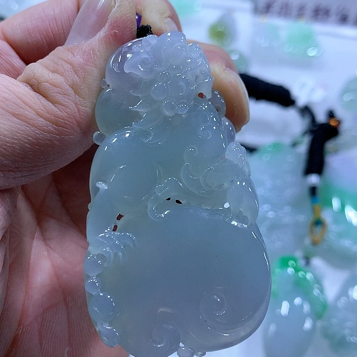 翡翠颈饰未镶嵌天然翡翠A货吊坠