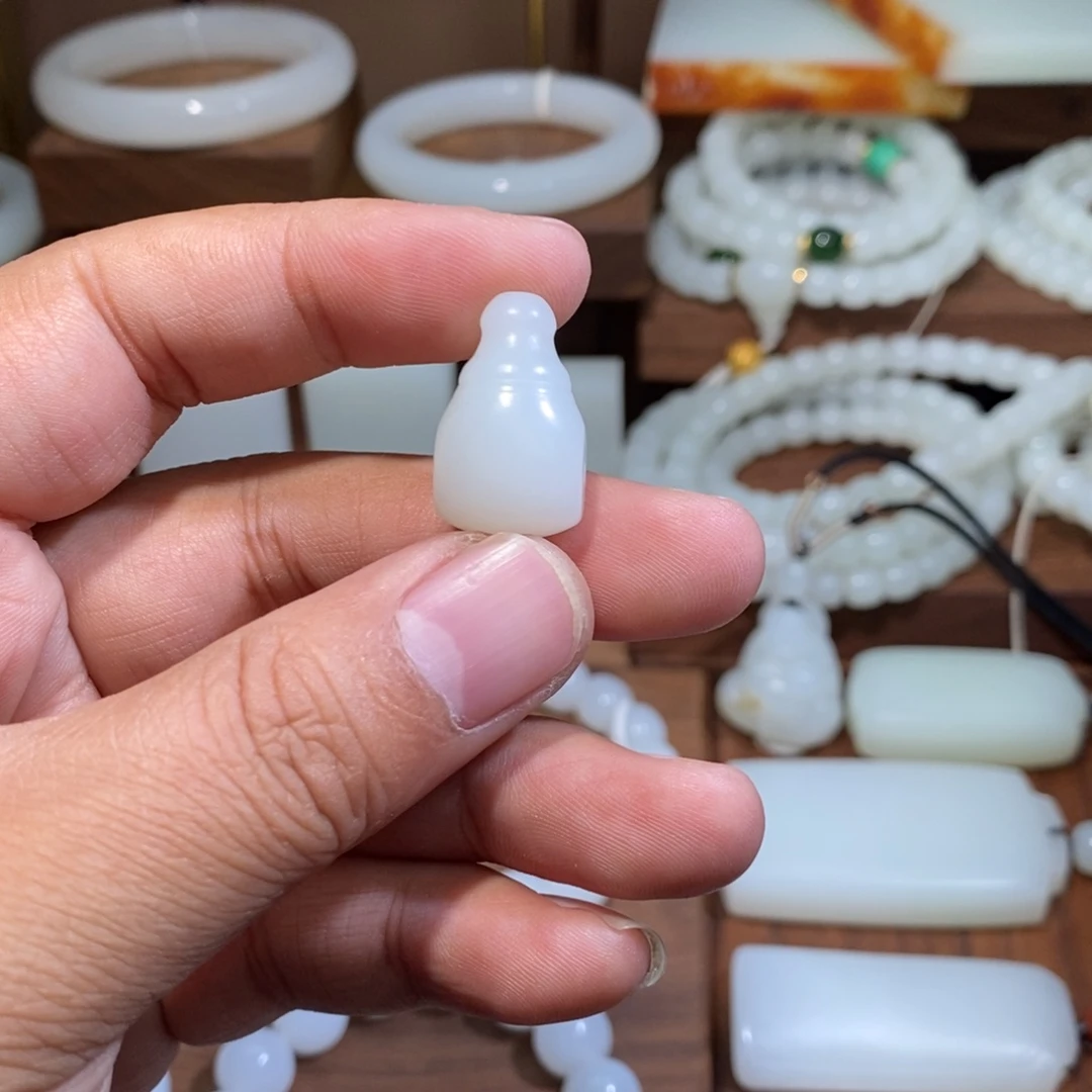 未镶嵌手链和田玉（糖玉）小*绮