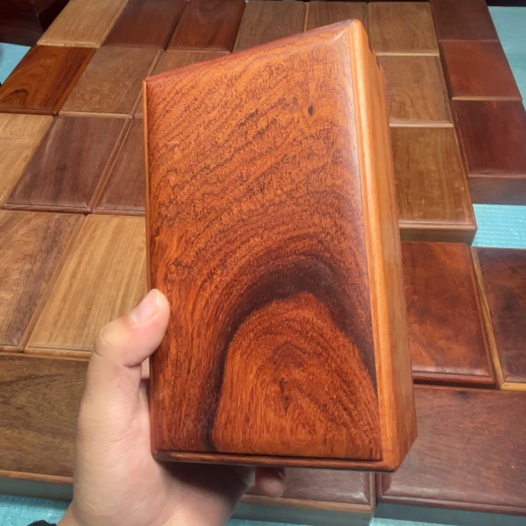 贡木18.11.5.5抽拉盒缅花