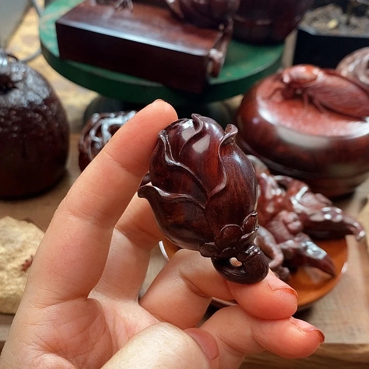 檀香紫檀（小叶紫檀）天**角