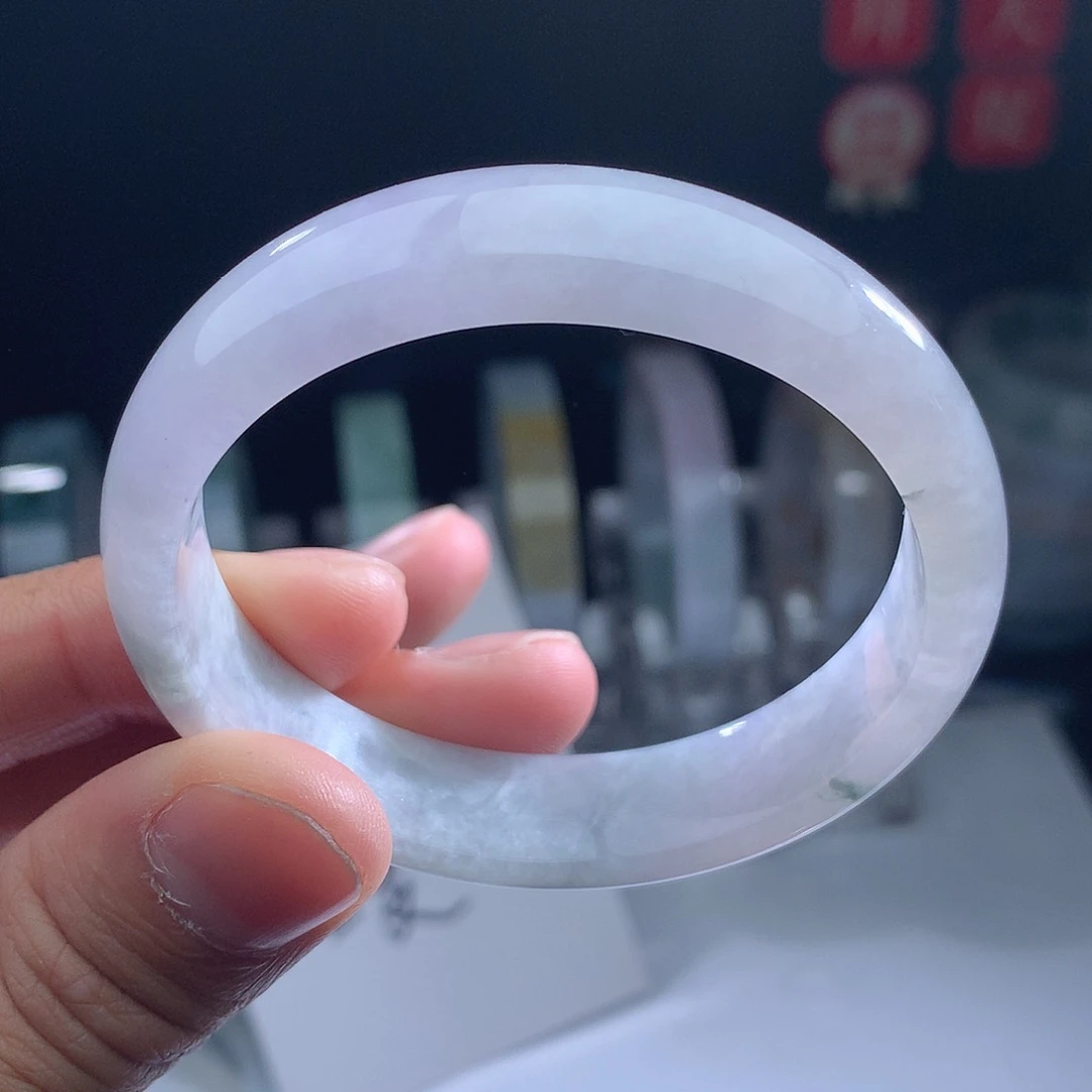 翡翠手镯未镶嵌手镯