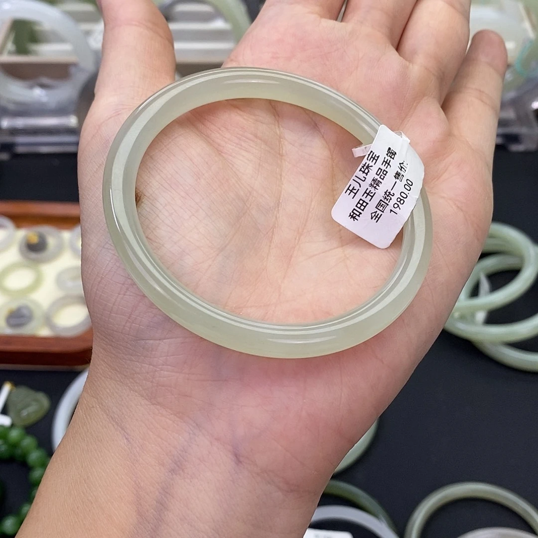 和田玉未镶嵌珠宝奇石58