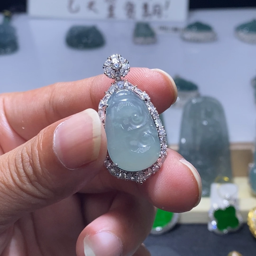 颈饰未镶嵌翡翠如意吊坠