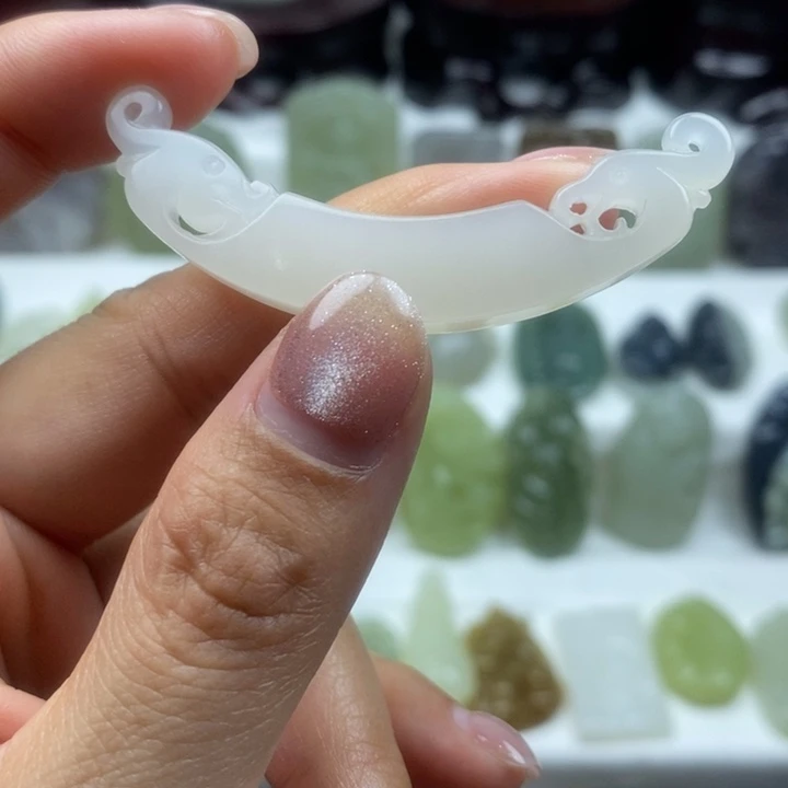 和田玉未镶嵌颈饰19