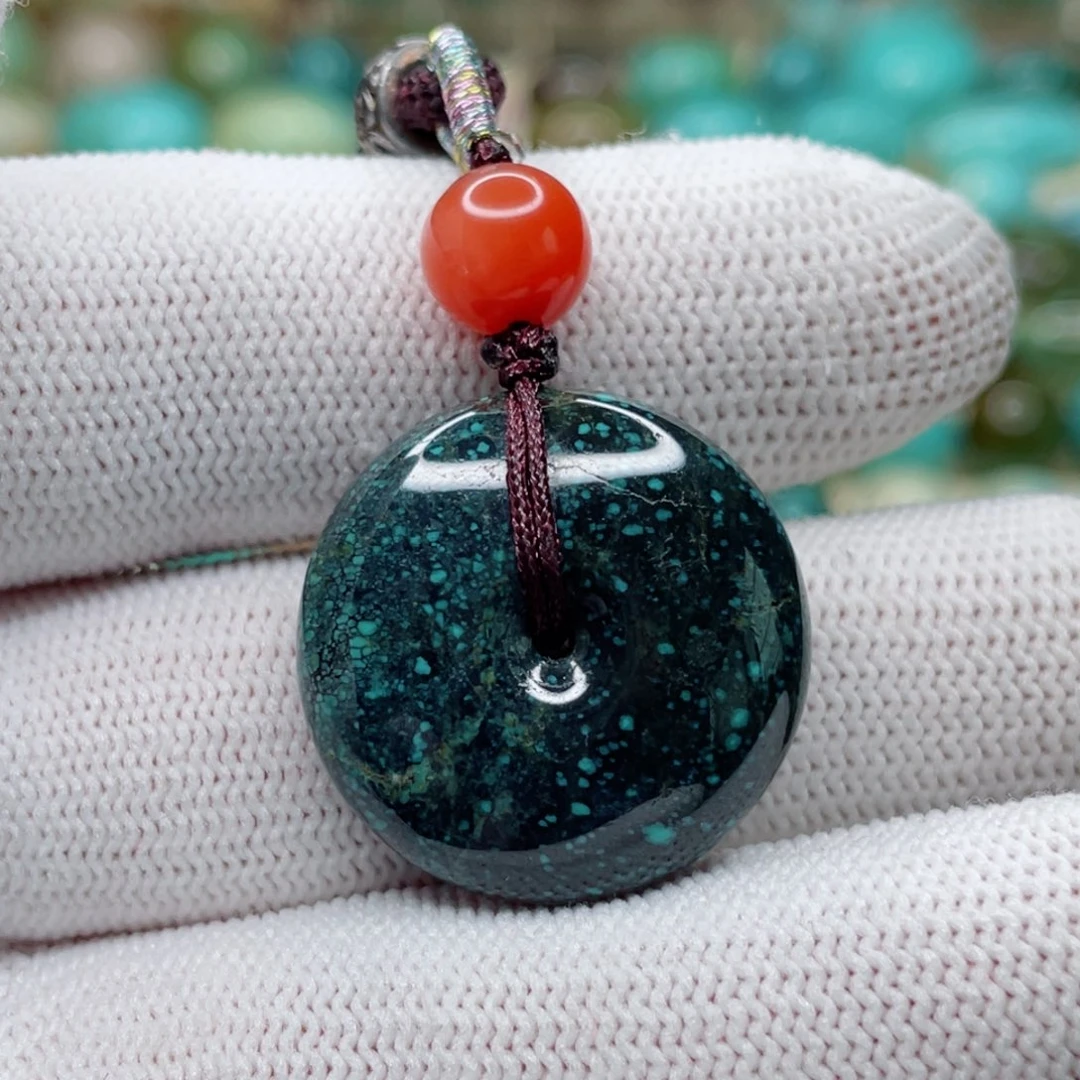 未镶嵌绿松石颈饰