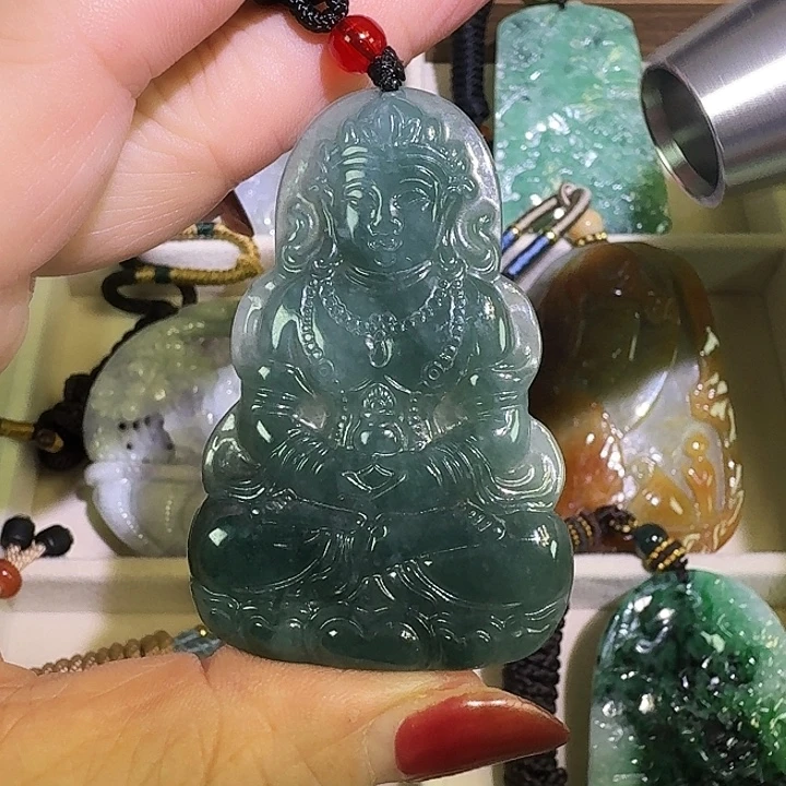 颈饰未镶嵌翡翠A货