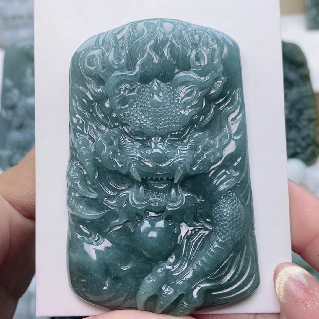 颈饰未镶嵌翡翠】