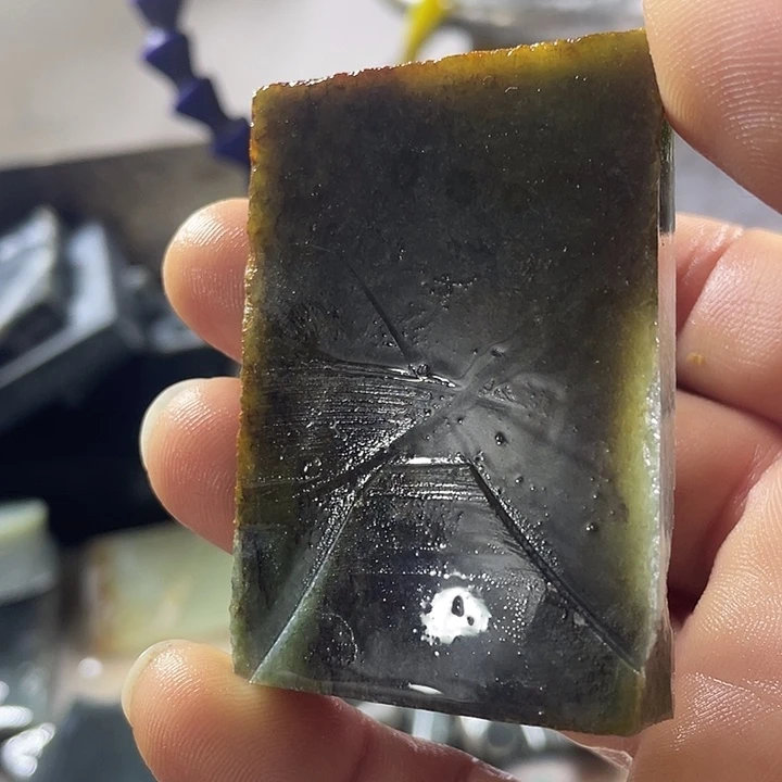 和田玉（糖玉）未镶嵌珠宝奇石