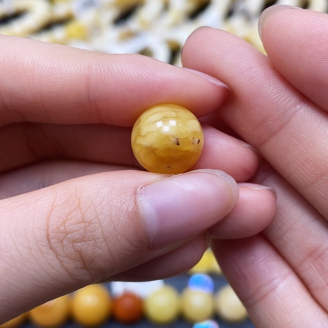 未镶嵌蜜蜡裸石圆珠12.5mm瑕