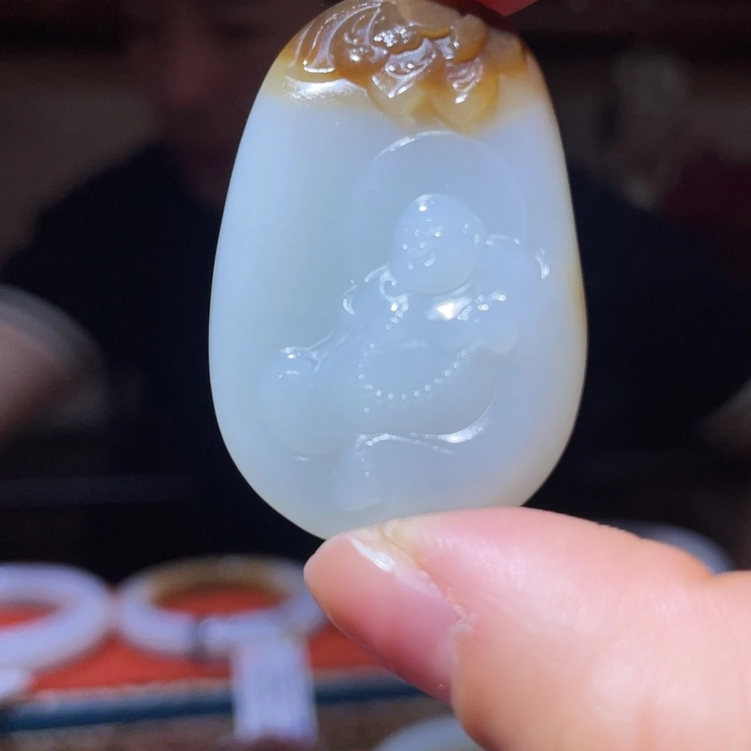 和田玉（糖玉）未镶嵌颈饰