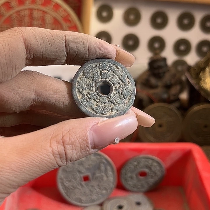 日****铜现代翻砂工艺作品